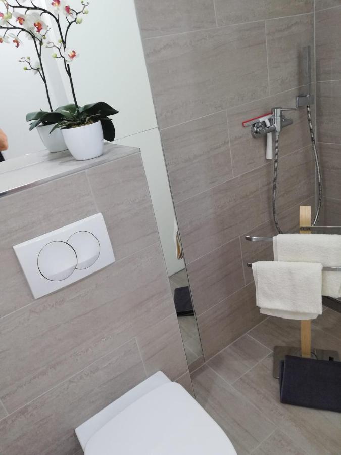 Apartmani Deluxe 야세니스 외부 사진