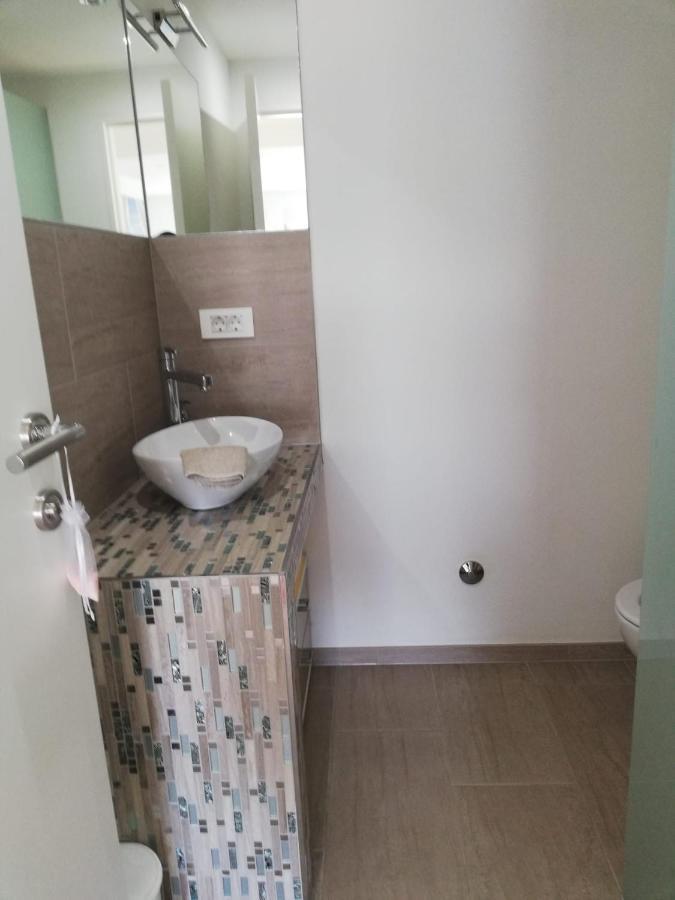 Apartmani Deluxe 야세니스 외부 사진
